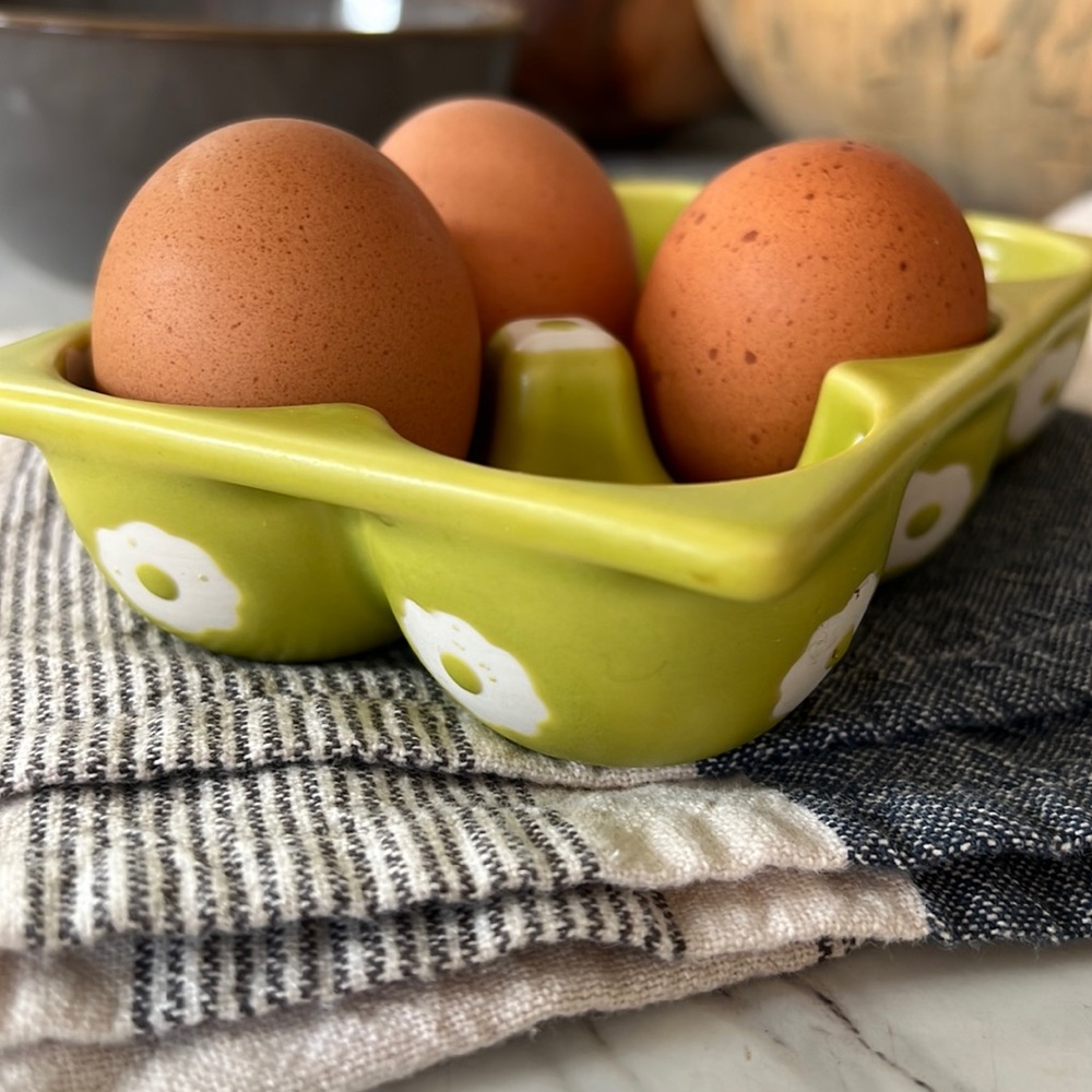 Egg holder